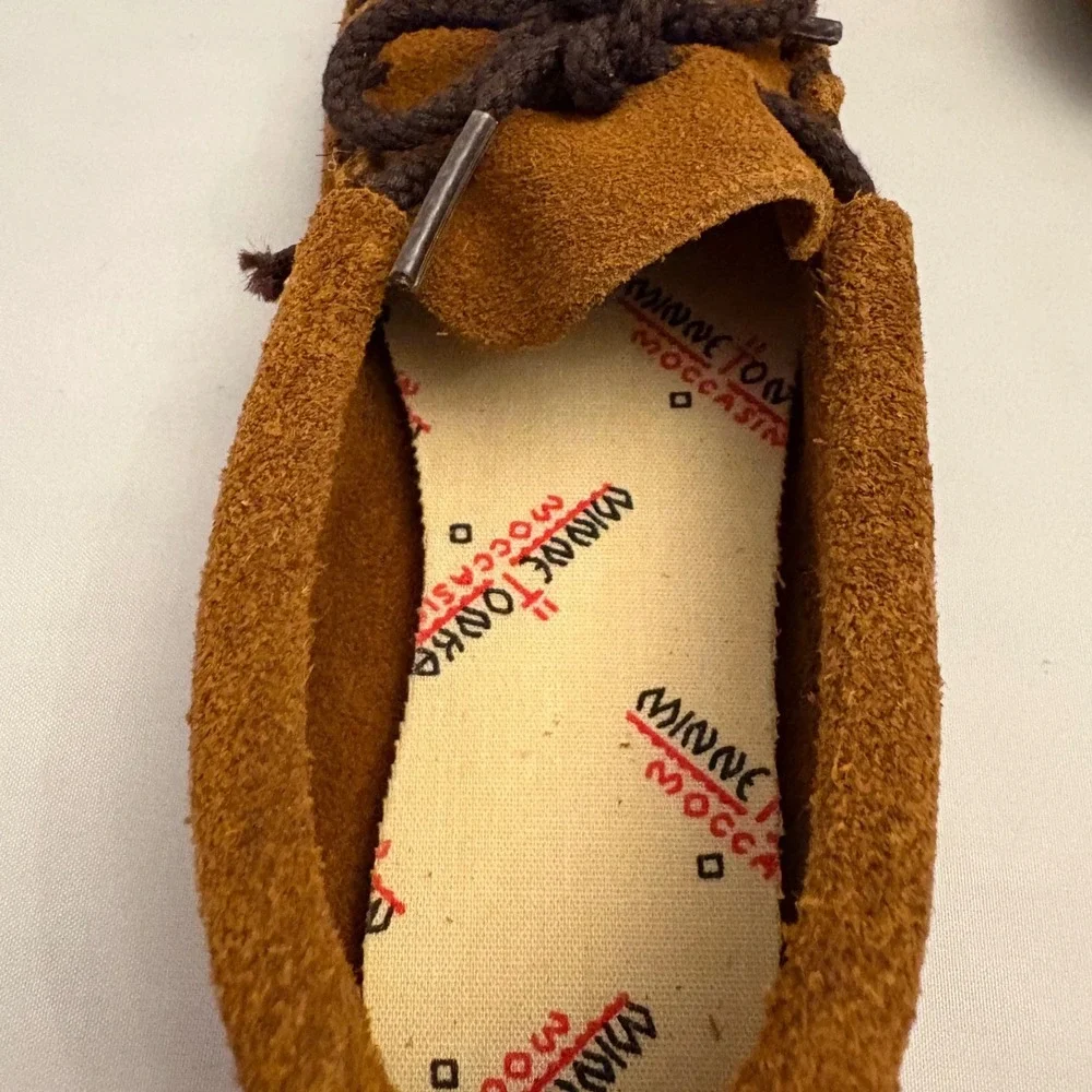 Minnetonka Moccasin Child Size 8‎ Brown Suede Beaded Slip On Shoes Leather
